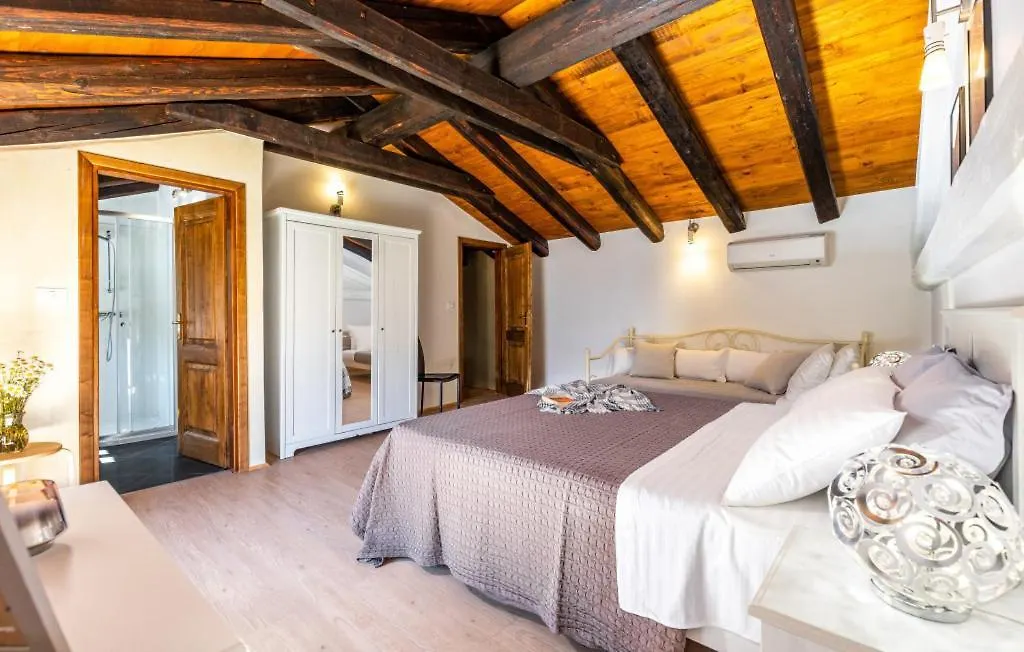 Beautiful Villa Jadreska With Pool In Kanfanar
