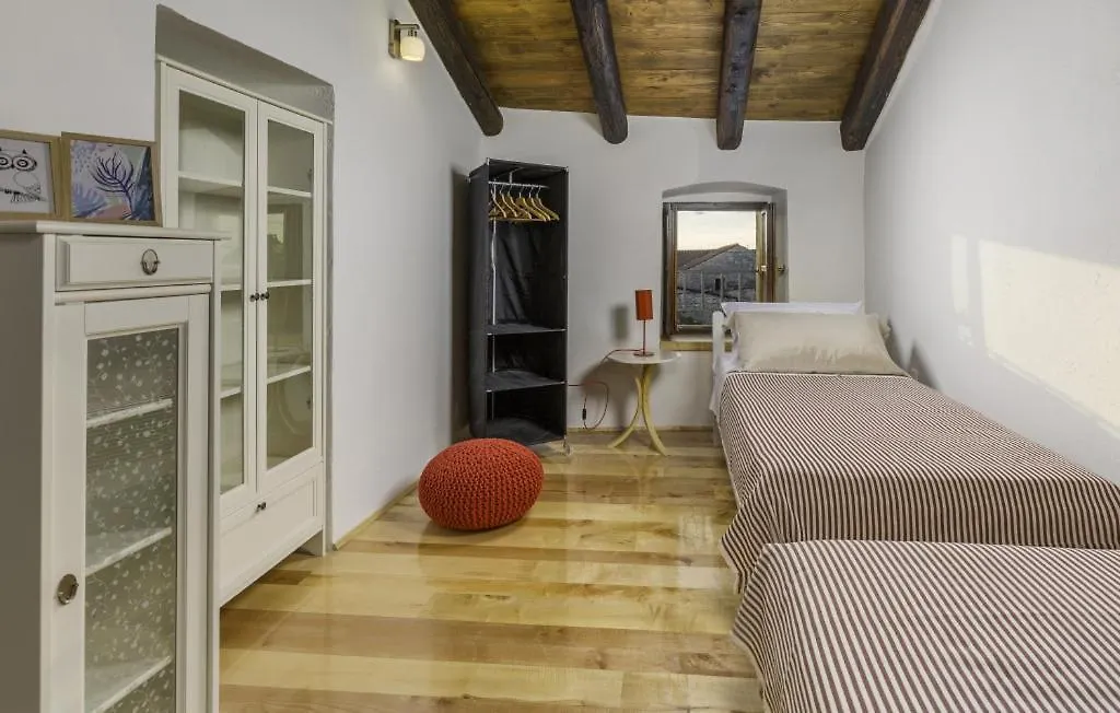 Beautiful Villa Jadreska With Pool In Kanfanar