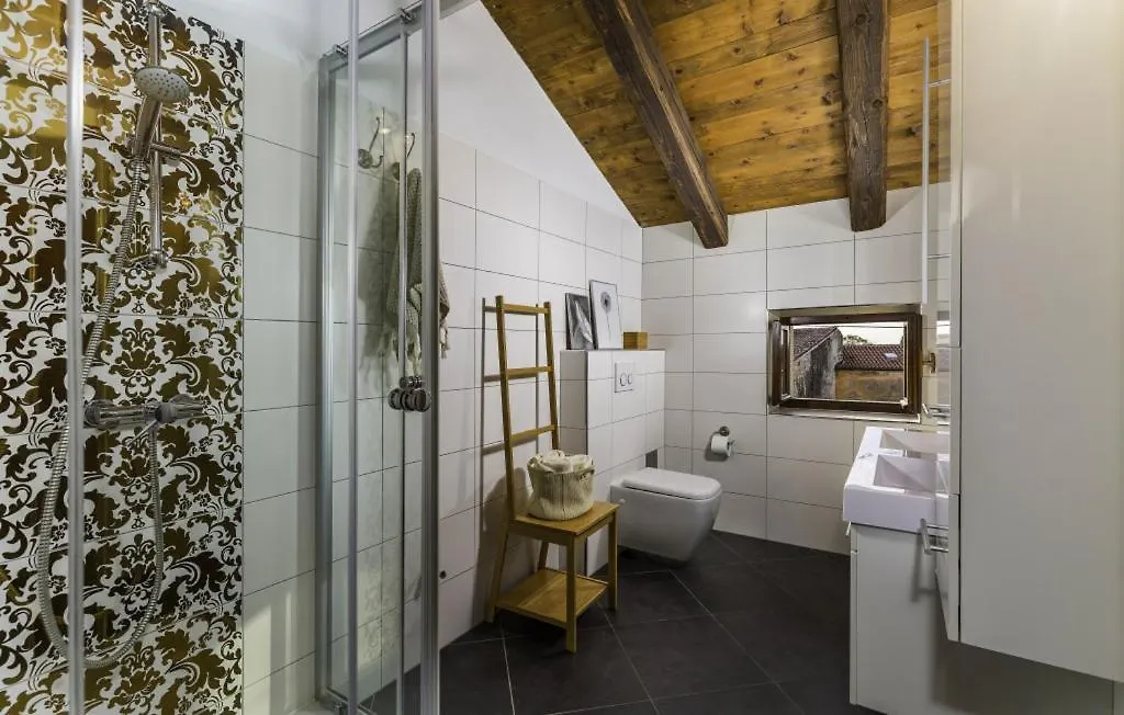 Beautiful Villa Jadreska With Pool In Kanfanar